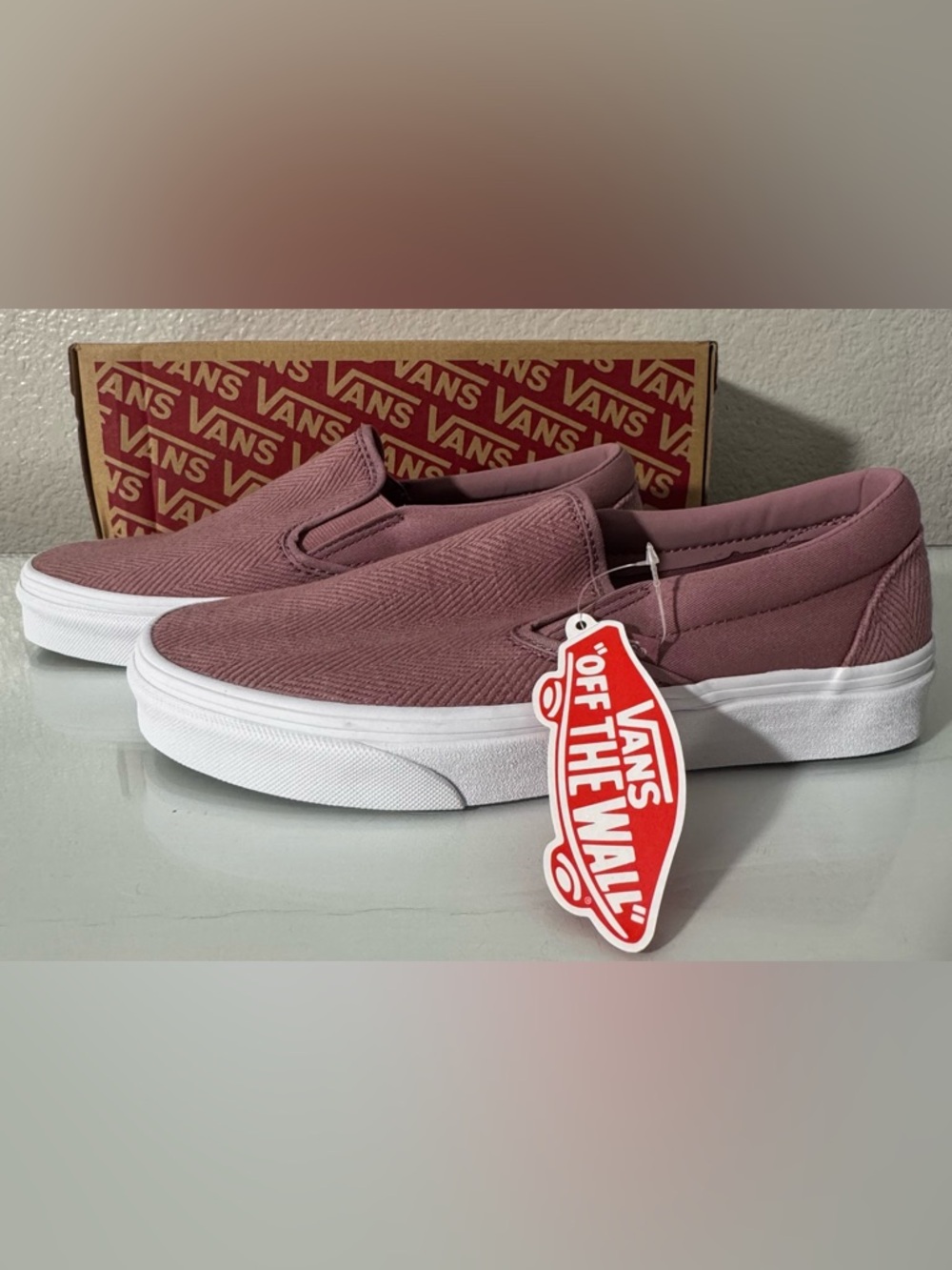Vans Classic Slip-On in Herringbone Mauve in Size 8